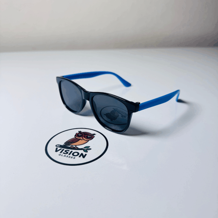 Çocuk Klasik Siyah Çerçeve Mavi Saplı Güneş Gözlüğü - Görsel 2